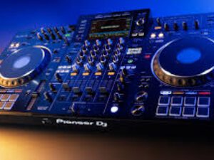 Table DJ Pioneer XDJ-XZ