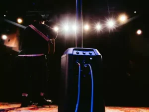 Bose L1 Pro8 Portable Line Array System – Professional Sound with Built-in Mixer and Subwoofer